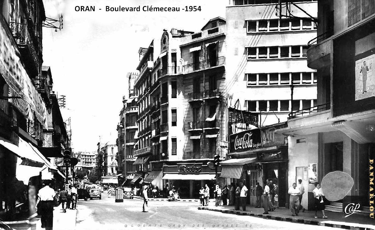 2729- Oran - Boulevard Clemenceau - 1954.jpg
